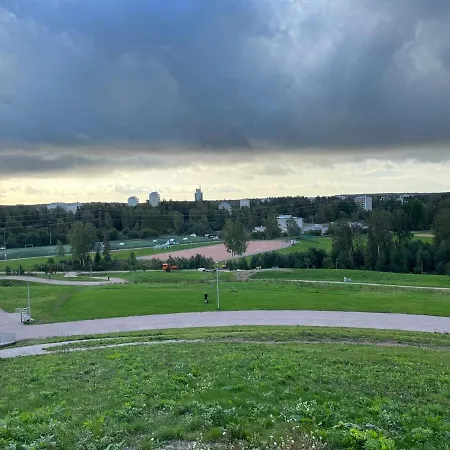 Quiet Flat Close To The Mall And The Metro شقة