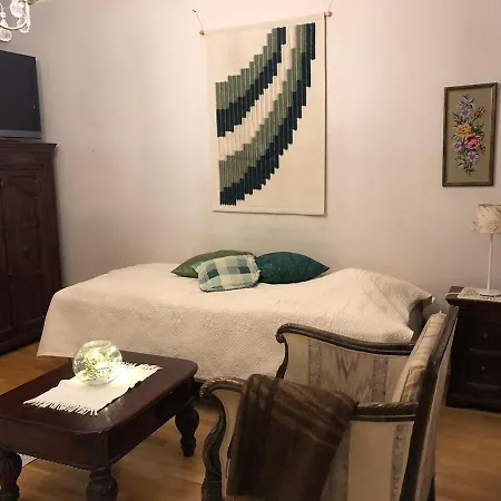 شقة Quiet Flat Close To The Mall And The Metro *