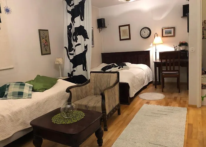 아파트 Quiet Close To The Mall And The Metro