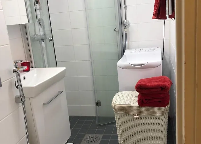 아파트 Quiet Close To The Mall And The Metro *