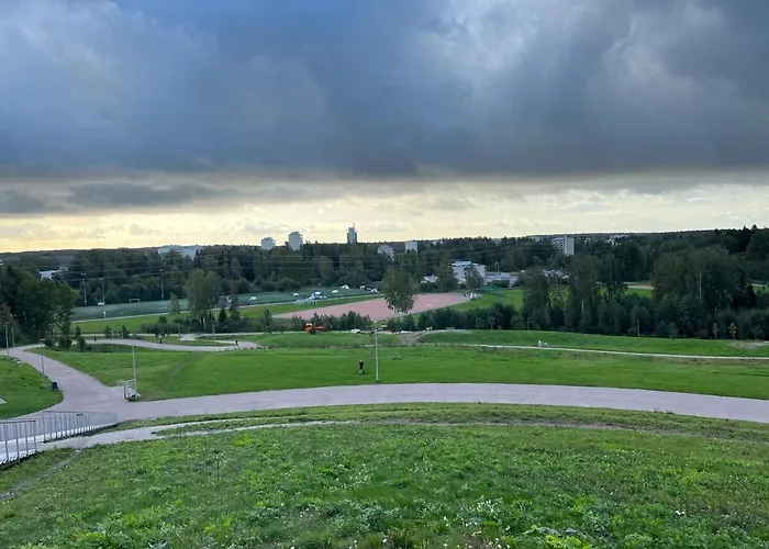 Quiet Close To The Mall And The Metro Daire